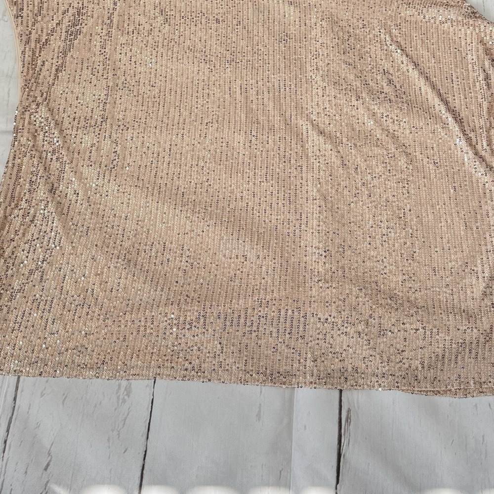 Torrid Top Women's 4 US 4X Rose Gold Off The Shoulder Sequin New - Picture 3 of 11